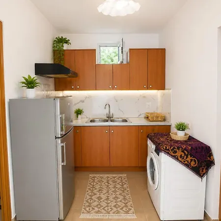 Keno's Hostel Sarandë