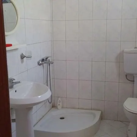 Keno's Hostal *